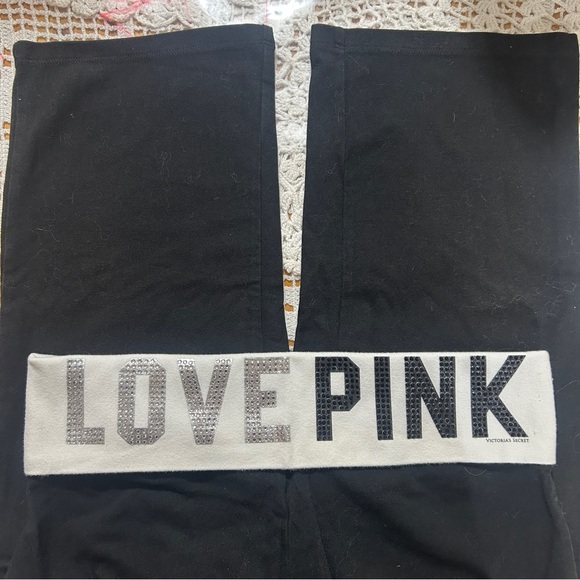 PINK Victoria's Secret Pants - Victoria’s Secret PINK White Fold-over Capris Leggings